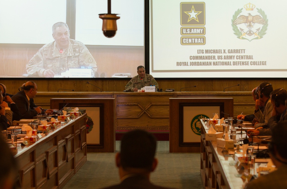 Lieutenant Gen. Michael Garrett addresses multinational class in Amman