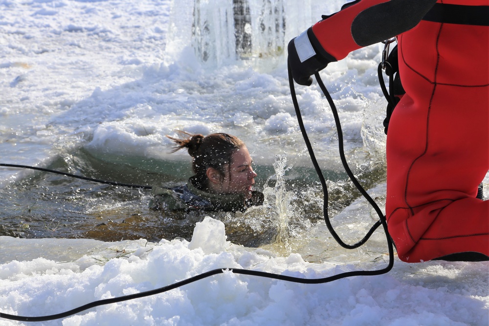 CWOC students fight chill factor in cold-water immersion training at Fort McCoy