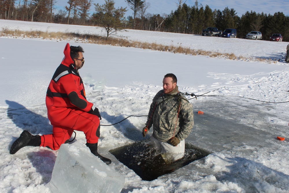 CWOC students fight chill factor in cold-water immersion training at Fort McCoy