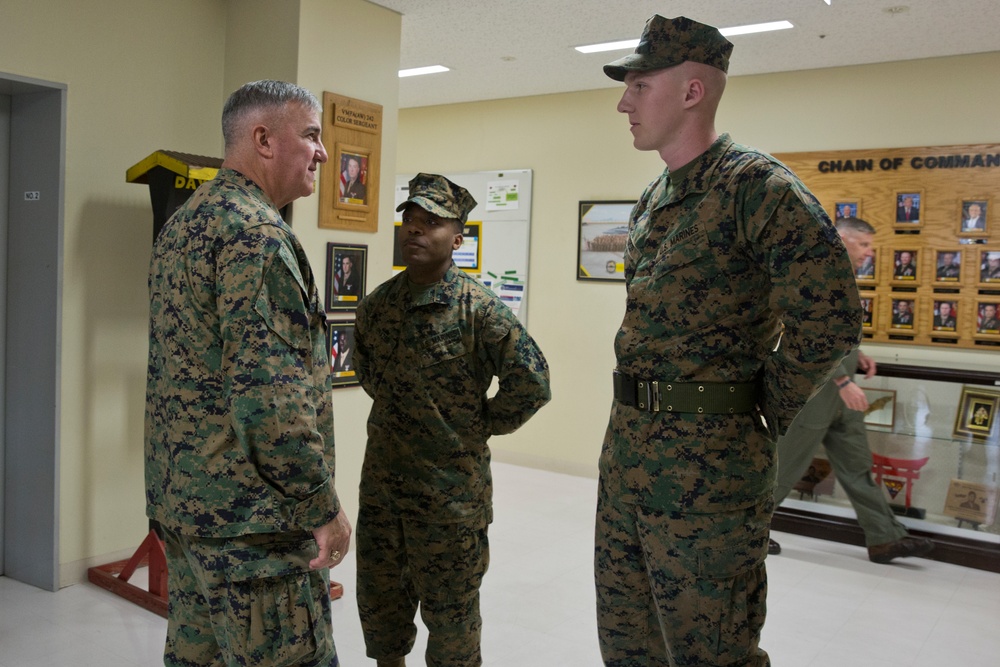 ACMC Visits VMFA-242