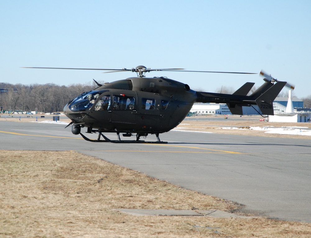 NY Army National Guard pilot takes final flight