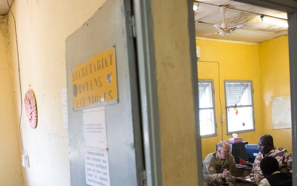 818 MSAS advise Chadian Airmen during MTT