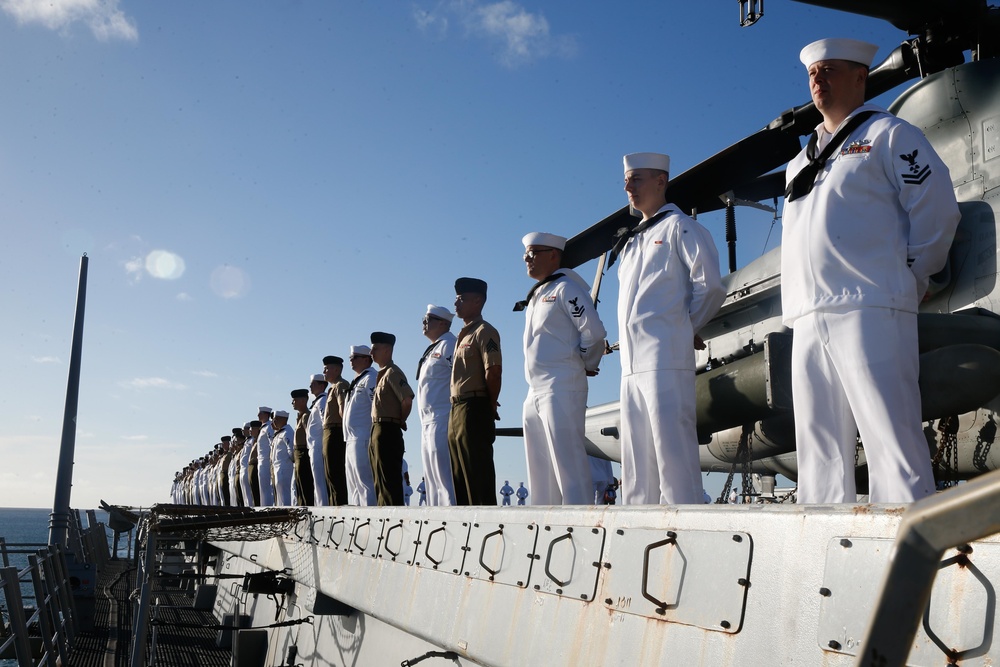 Manning the rails aboard USS San Diego (LPD 22)