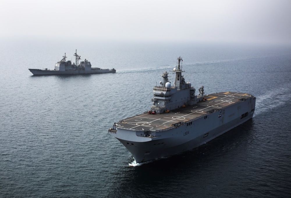 USS Monterey and LHD Tonnerre patrol U.S. 5TH FLEET AOR