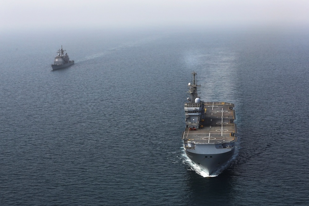 USS Monterey and LHD Tonnerre patrol U.S. 5TH FLEET AOR