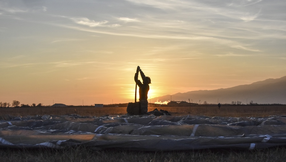 Rolling parachute harness