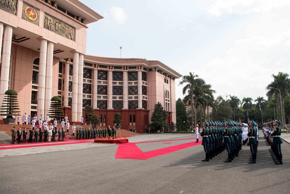 SD travels to Vietnam