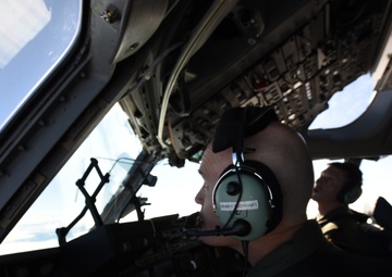 AMC/CC visits JBLM, focuses on readiness