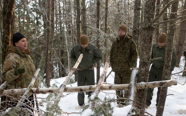 Marines with MHM-464 take on the cold