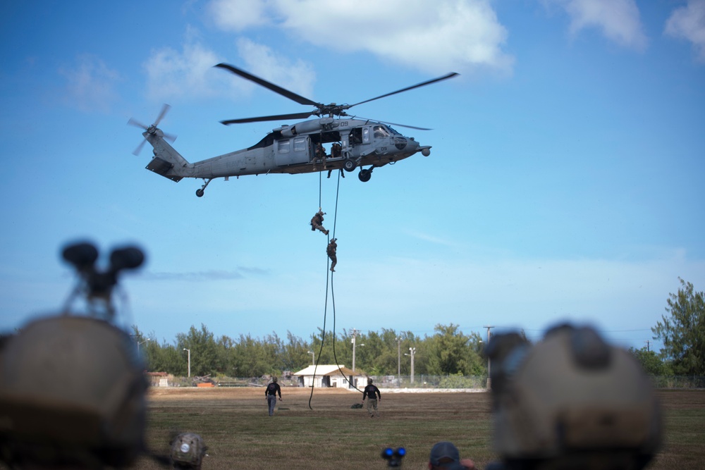 Force Recon fast ropes in Guam