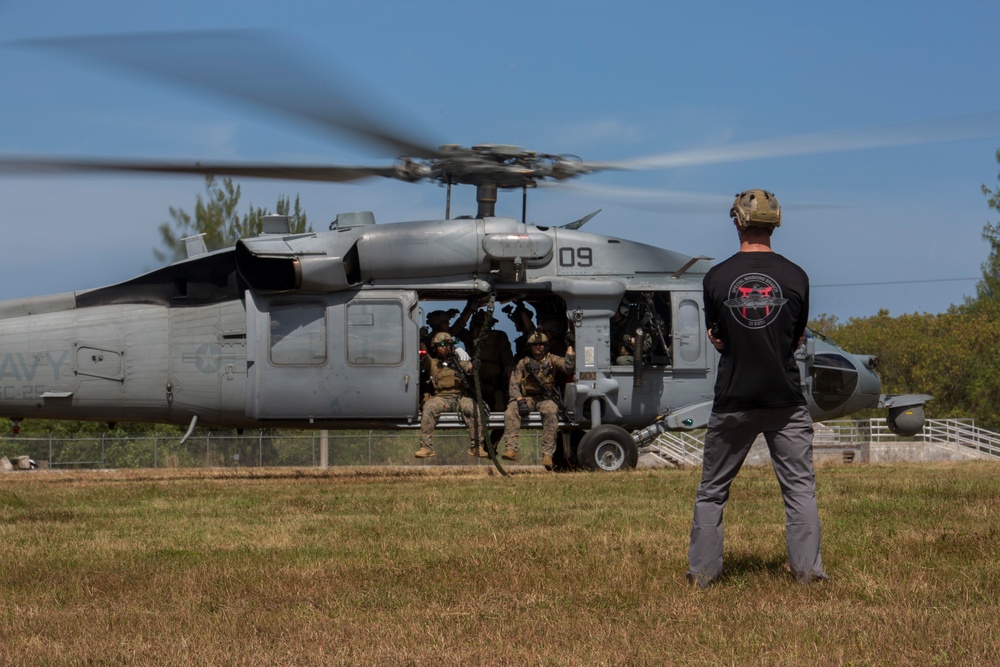 Force Recon fast ropes in Guam