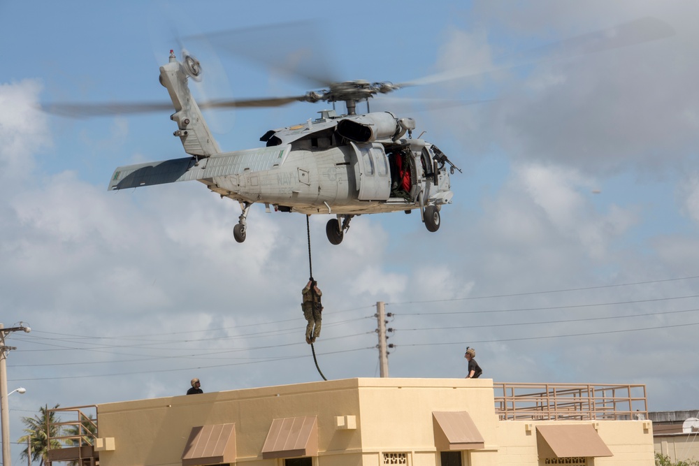 Force Recon fast ropes in Guam