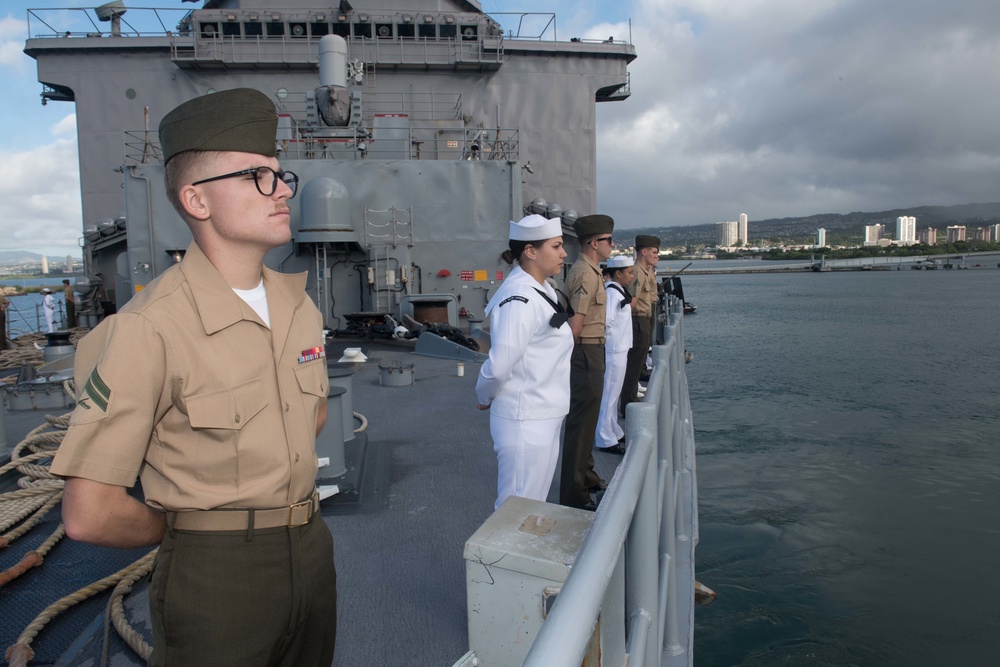 USS Pearl Harbor departs Pearl Harbor