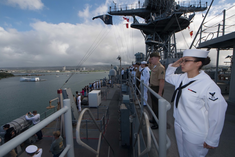 USS Pearl Harbor departs Pearl Harbor