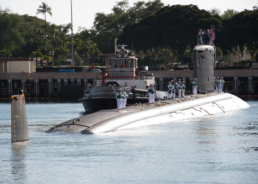 USS Missouri (SSN 780) Arrives in Pearl Harbor