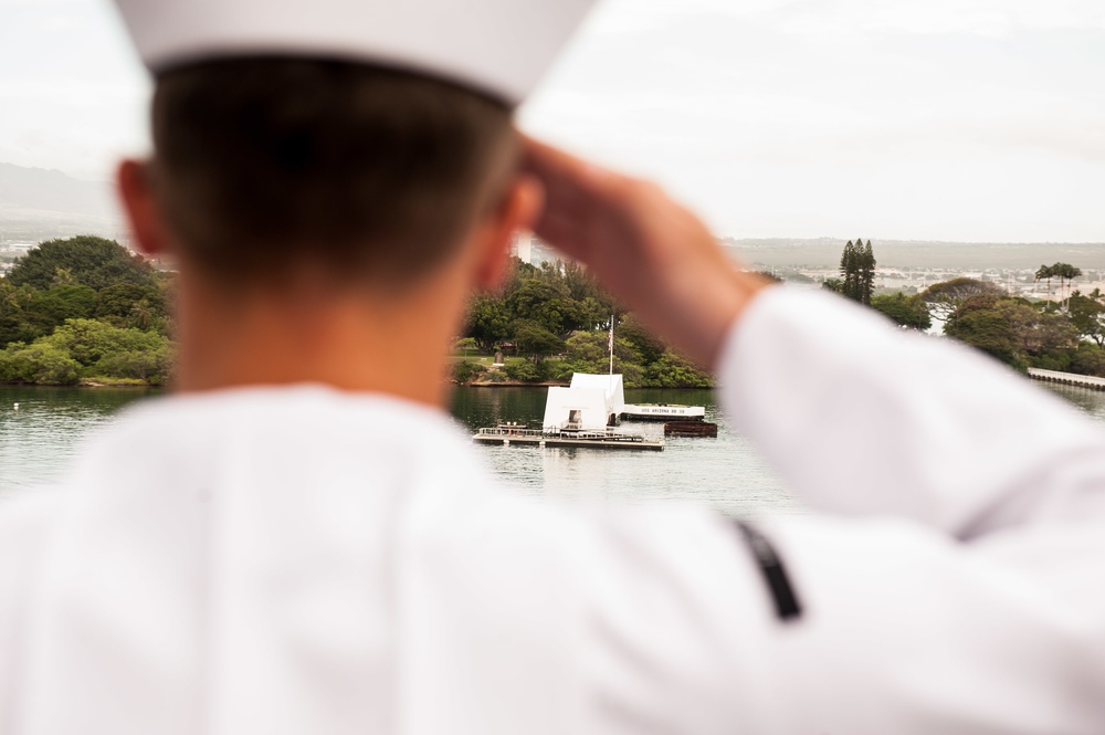 USS America arrives in Pearl Harbor