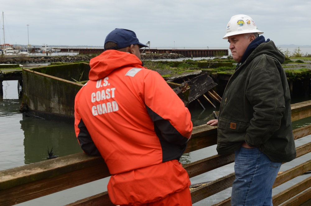 Astoria oil spill response