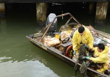 Astoria oil spill response