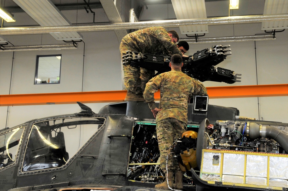 AH-64 Apache Helicopter 500 Hours Phase Maintenance