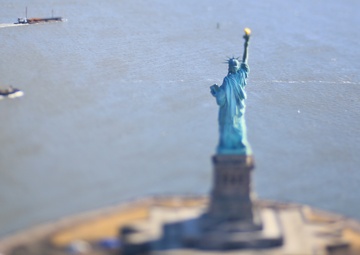 New Jersey Black Hawk crews train to fly the Hudson Special Flight Rules Area