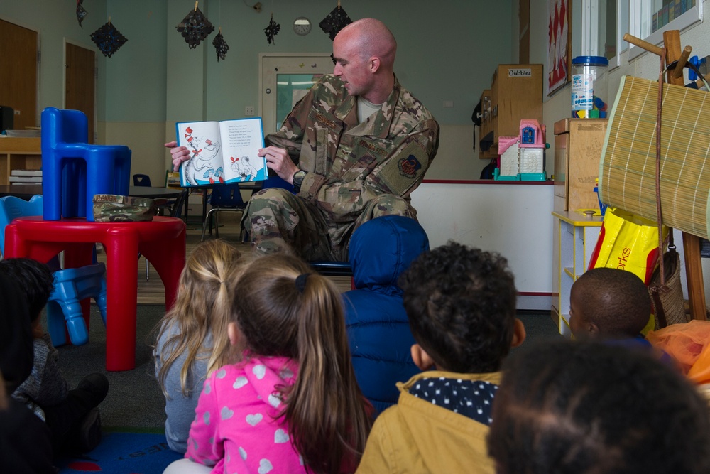 Aircrew members volunteer at Kids Discovery