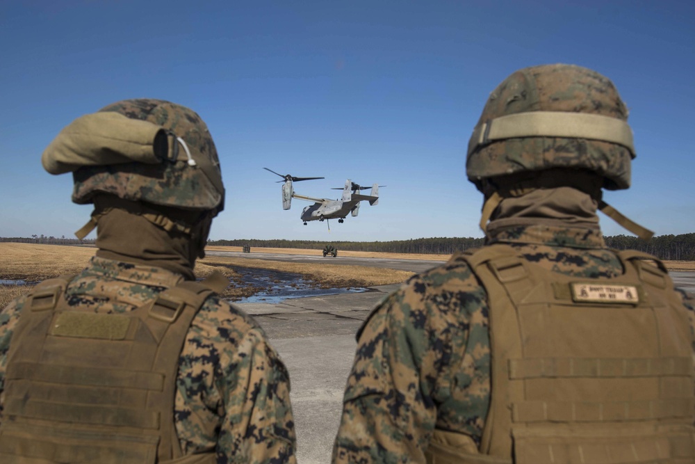 Marines with LS Co. Conduct Sling Load Operations