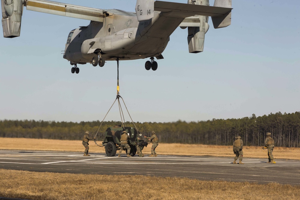 Marines with LS Co. Conduct Sling Load Operations