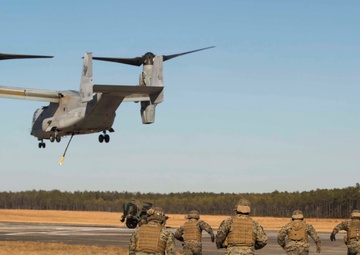 Marines with LS Co. Conduct Sling Load Operations