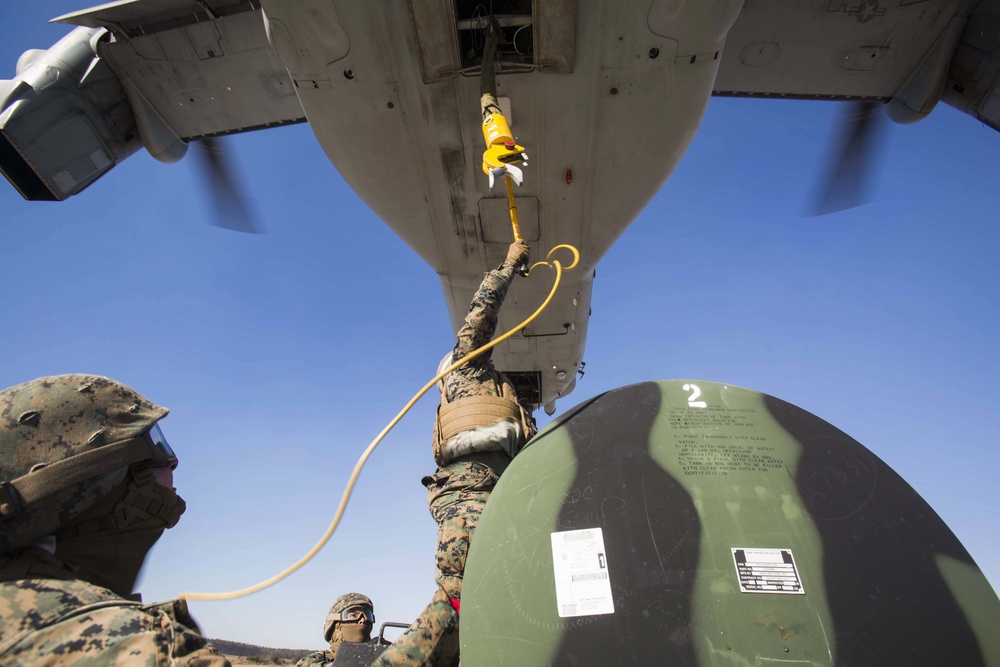 Marines with LS Co. Conduct Sling Load Operations