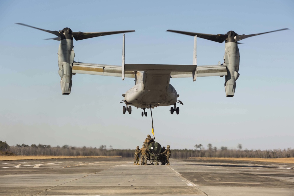 Marines with LS Co. Conduct Sling Load Operations