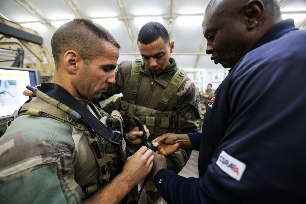 French army participates in MRAP rollover and ISMT training