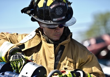 Grissom Fire Department conducts vehicle extrication training [1 of 2]