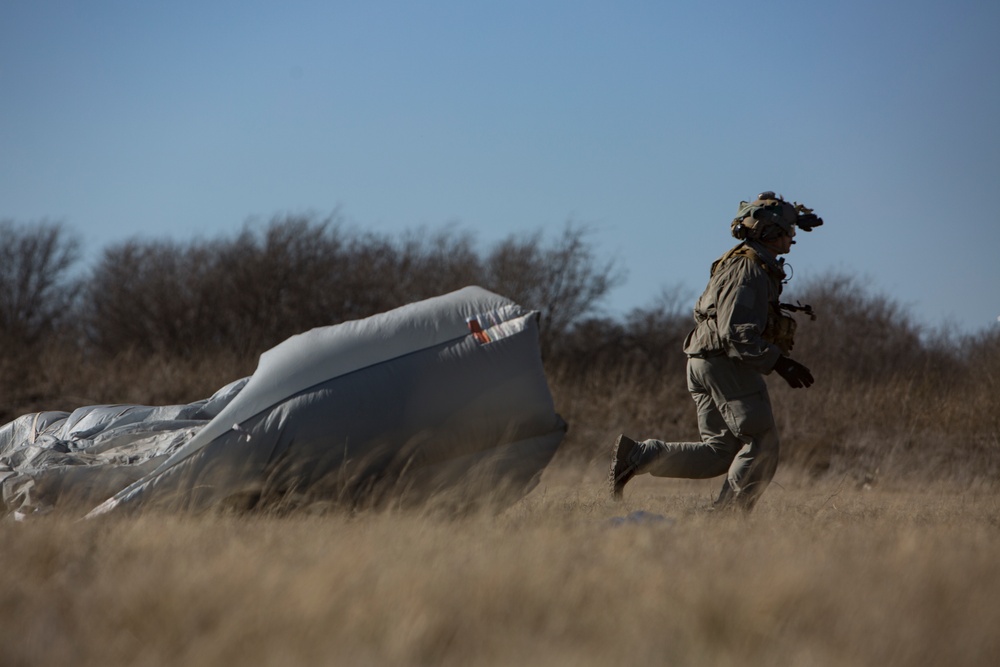 U.S. Marines with 2d Reconnaissance Bn. conduct parachute operations