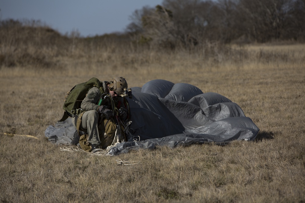 U.S. Marines with 2d Reconnaissance Bn. conduct parachute operations