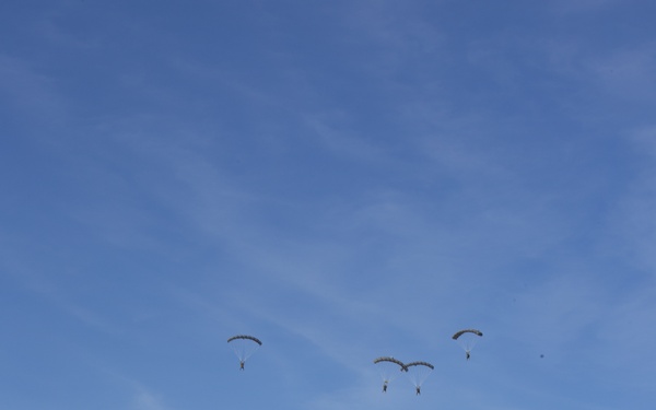 U.S. Marines with 2d Reconnaissance Bn. conduct parachute operations