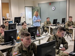 Fort Drum Soldiers train on latest friendly-force tracking system at Mission Training Complex