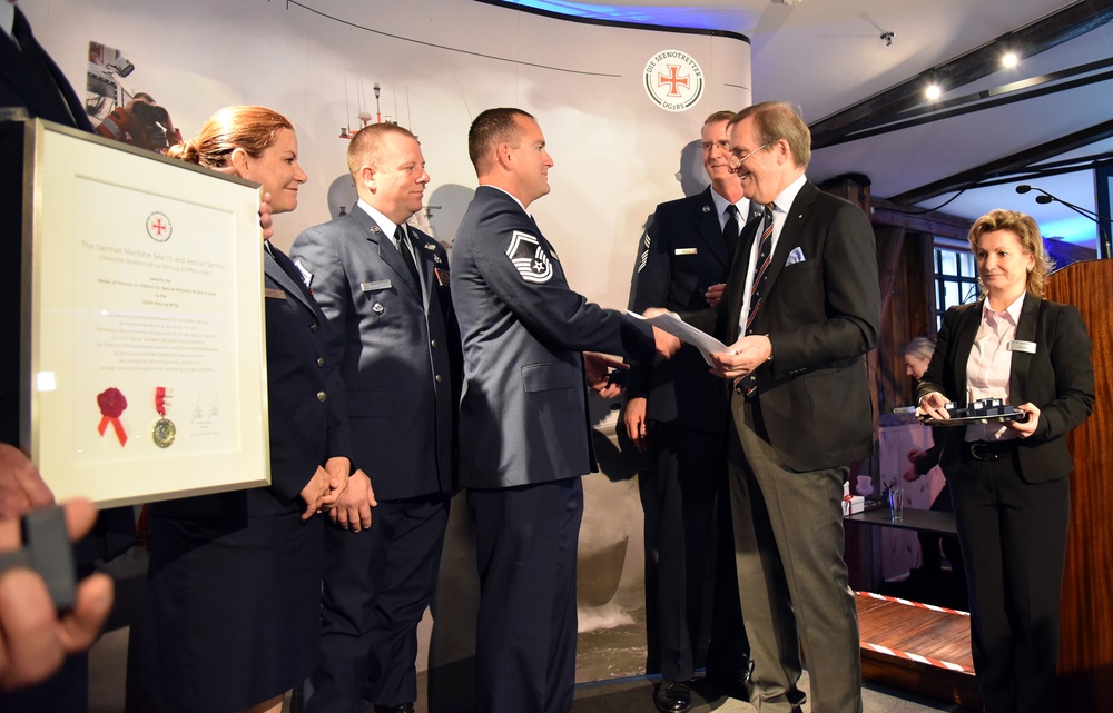 Reserve wing receives prestigious German Maritime Search and Rescue award