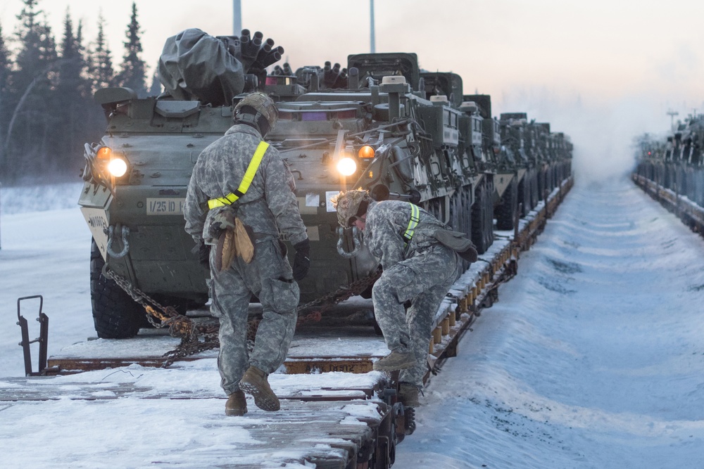 Arctic Wolves Conduct Railhead Operations at JBER