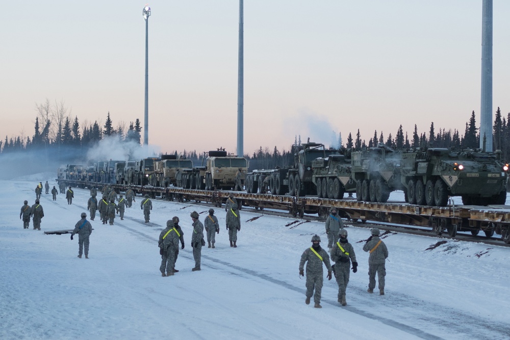 Arctic Wolves Conduct Railhead Operations at JBER