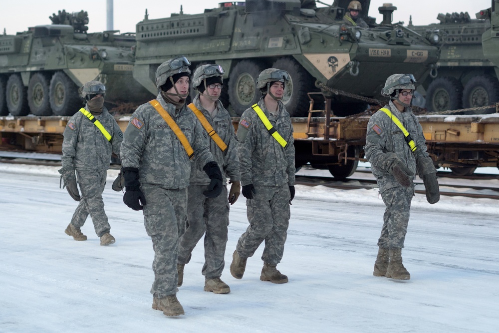 Arctic Wolves Conduct Railhead Operations at JBER