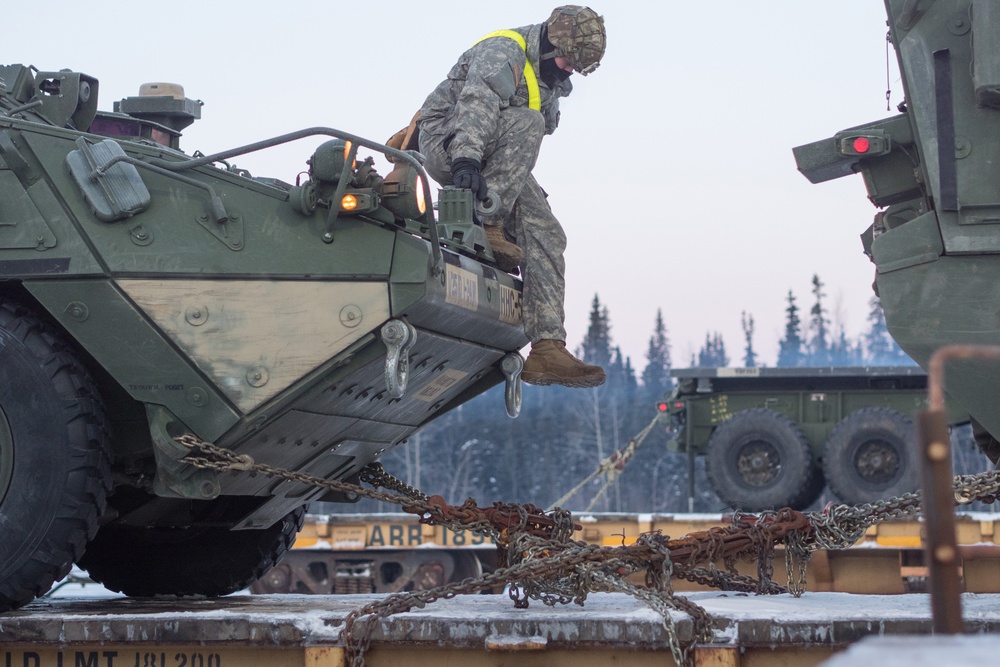 Arctic Wolves Conduct Railhead Operations at JBER