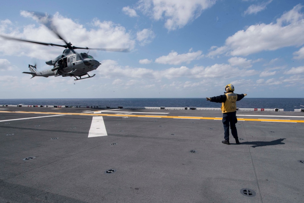 USS Bonhomme Richard (LHD 6) Conducts Flight Operations