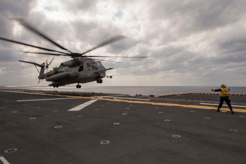 USS Bonhomme Richard (LHD 6) Conducts Flight Operations