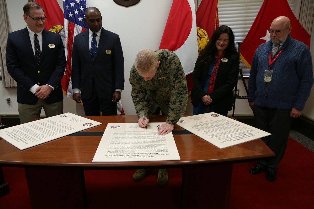 MCIPAC Commanding General signs Military Save Proclamation