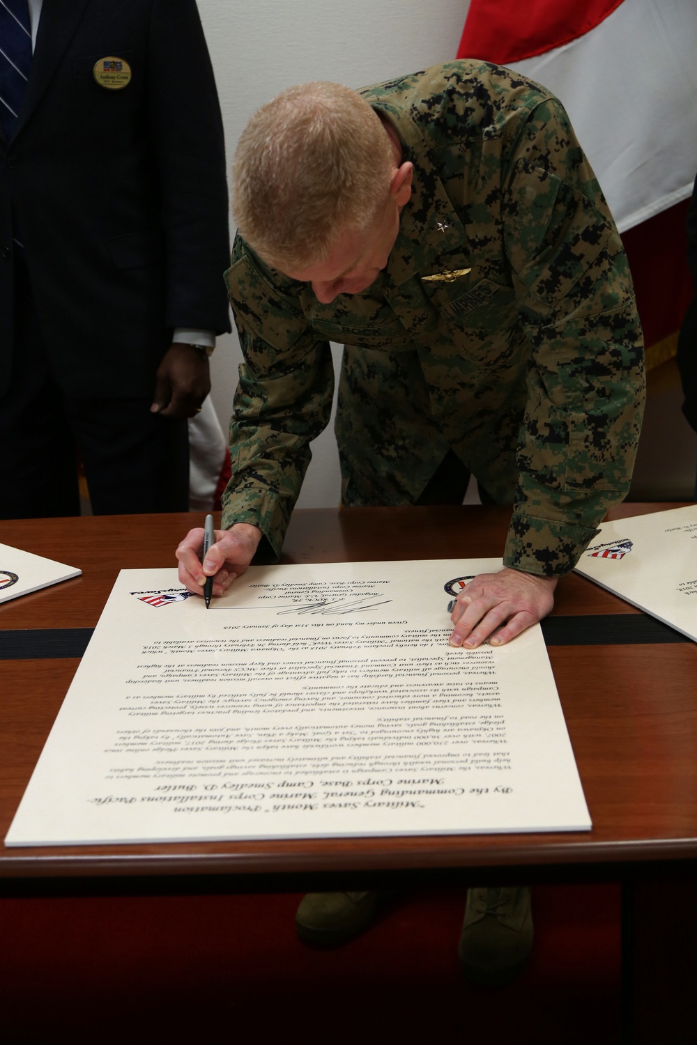 MCIPAC Commanding General signs Military Save Proclamation