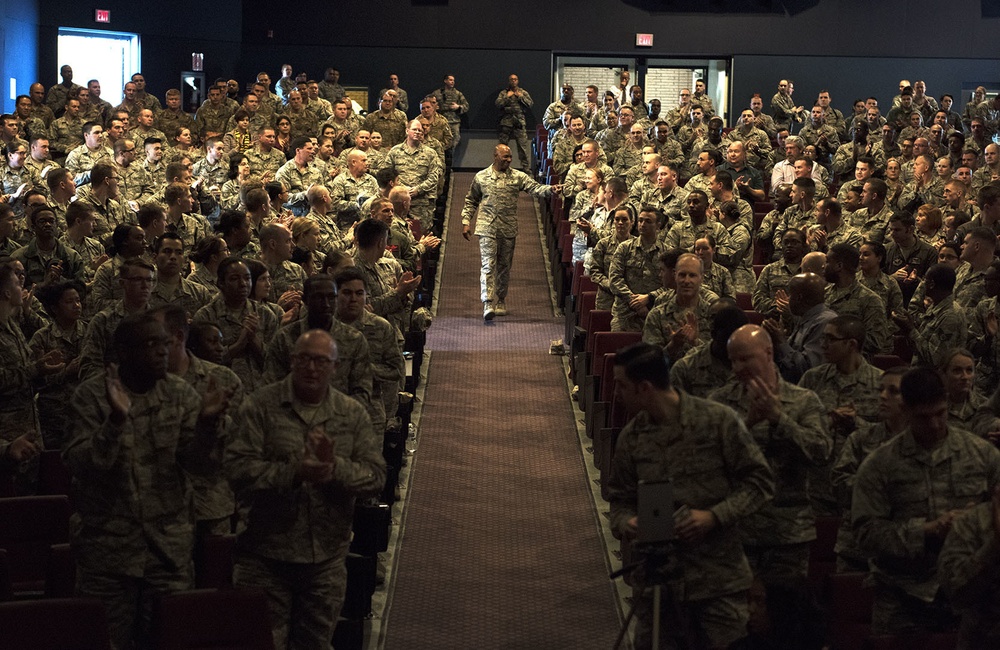 CMSAF #18 visits Sheppard AFB