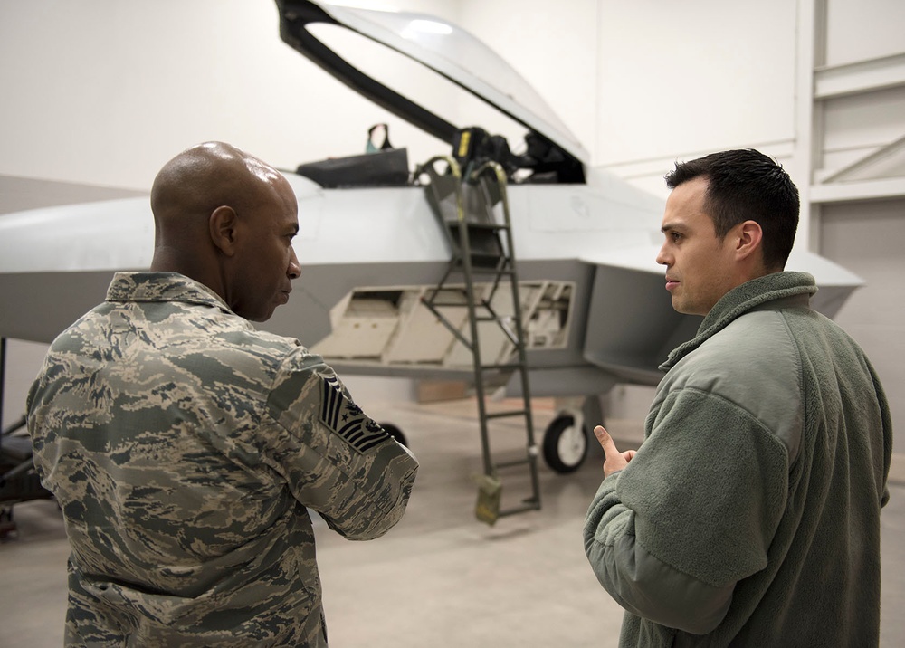 CMSAF #18 visits Sheppard AFB