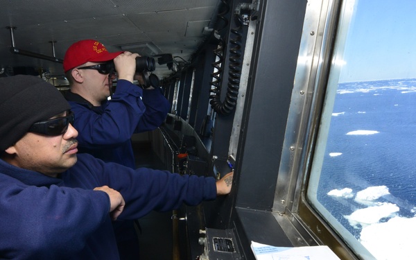 Coast Guard Cutter Polar Star transits toward Antarctica supporting Operation Deep Freeze 2018
