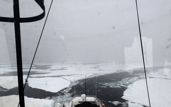 Coast Guard Cutter Polar Star transits toward Antarctica supporting Operation Deep Freeze 2018