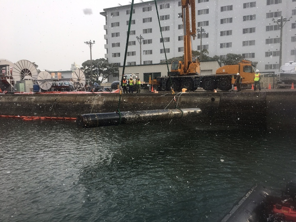: UCT 2 Removes Piles in Sasebo Harbor